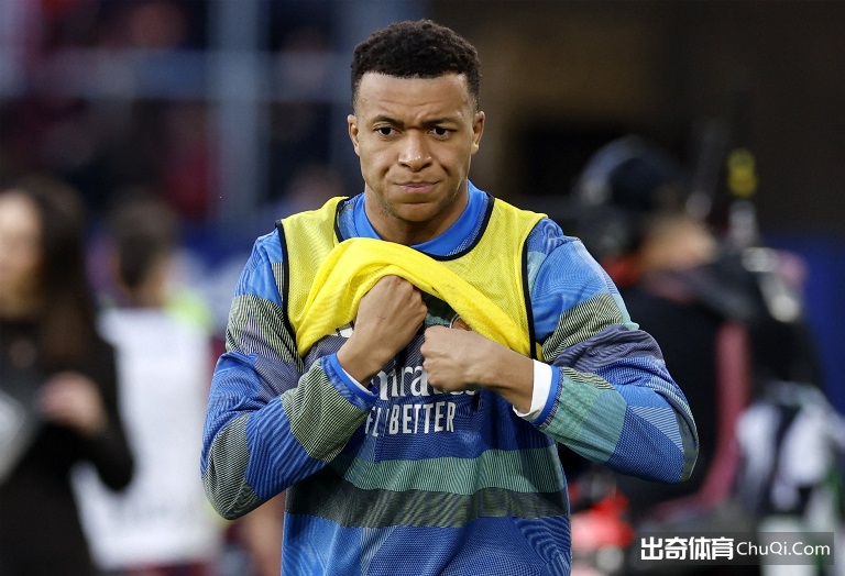 少林寺高僧,外出挑战,魁梧体态威,C7娱乐,C7娱乐APP,C7娱乐官方,C7娱乐官网,C7娱乐入口,C7娱乐登录,C7娱乐链接